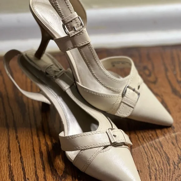 White leather heels by Connie size 10 - Picture 3 of 4